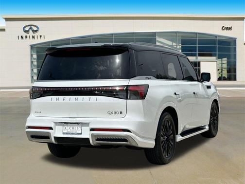 2025 INFINITI QX80 Luxe