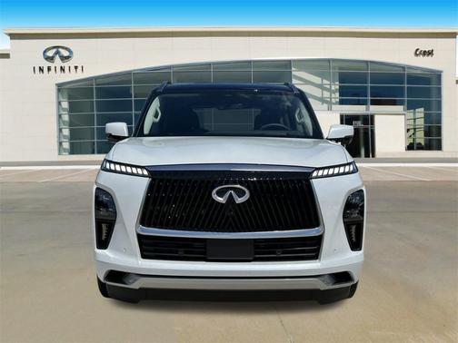 2025 INFINITI QX80 Luxe