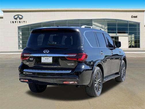 2024 INFINITI QX80 SENSORY