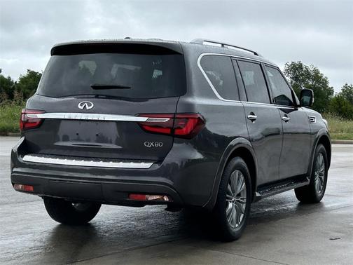 2024 INFINITI QX80