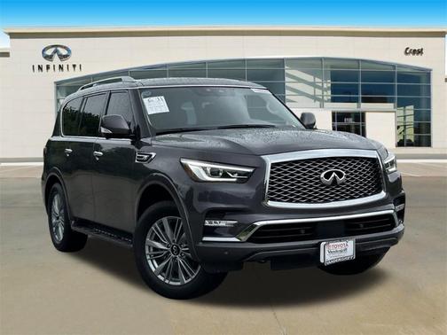 2024 INFINITI QX80 LUXE