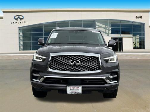 2024 INFINITI QX80 LUXE