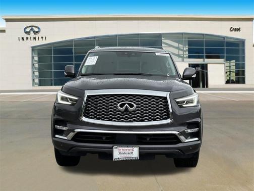 2024 INFINITI QX80 LUXE