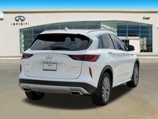 2025 INFINITI QX50 Luxe