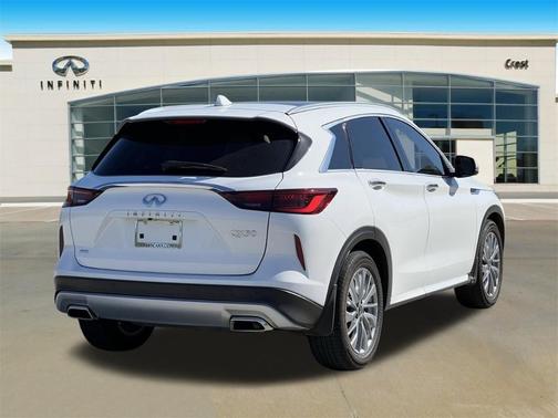 2025 INFINITI QX50 Luxe