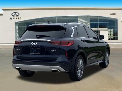 2024 INFINITI QX50 Luxe