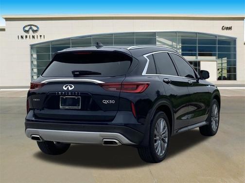 2024 INFINITI QX50 Luxe