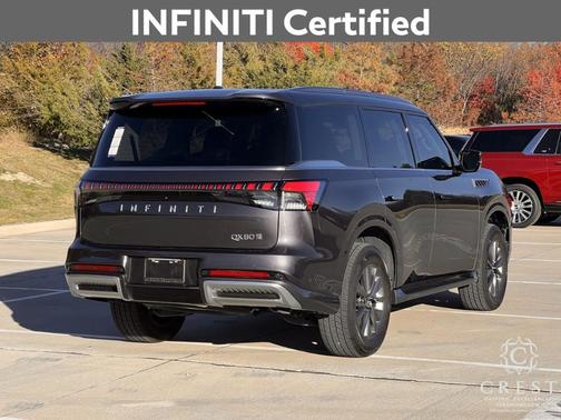 2025 INFINITI QX80 PURE