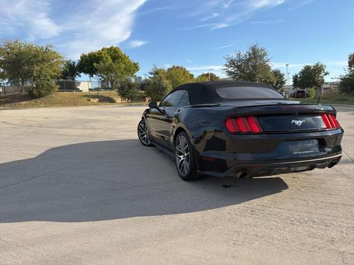 2015 Ford Mustang EcoBoost Premium