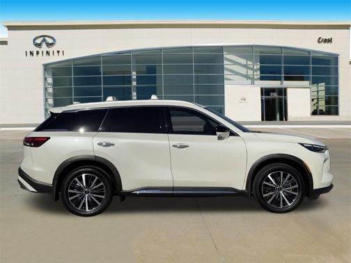 2025 INFINITI QX60 SENSORY