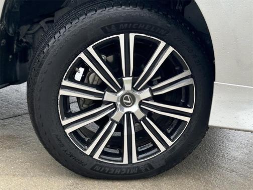 2020 Lexus LX 570 Three-Row