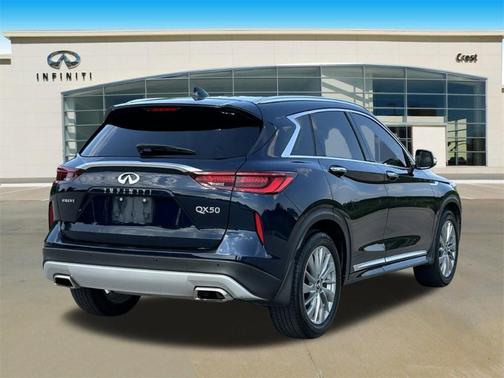 2023 INFINITI QX50 Luxe
