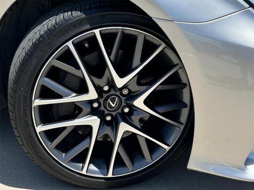2017 Lexus RC 200t Base