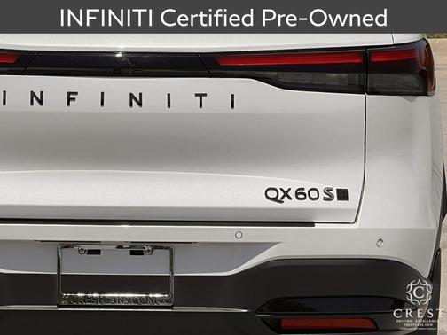 Rad Wht 2026 INFINITI QX60 SPORT