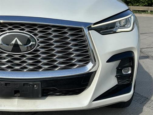 2023 INFINITI QX55 LUXE