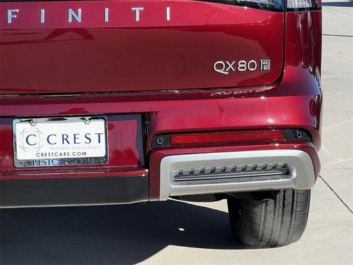 2025 INFINITI QX80 Luxe