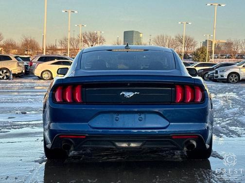 2022 Ford Mustang EcoBoost Premium