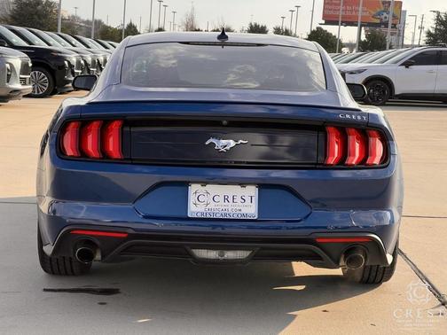 2022 Ford Mustang EcoBoost Premium