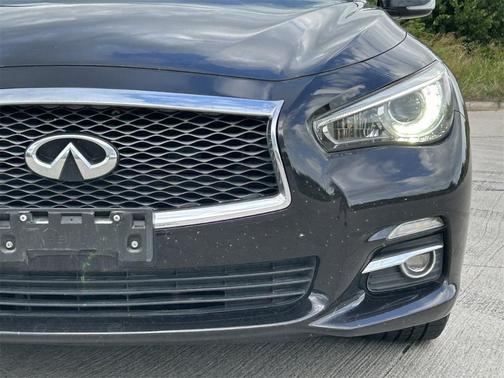 2015 INFINITI Q50 Premium