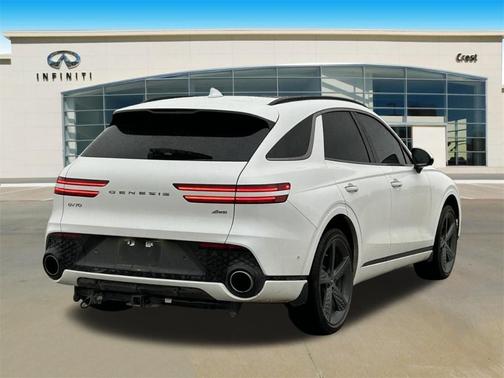 2022 Genesis GV70 2.5T