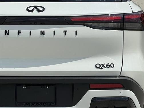 2025 INFINITI QX60 Luxe