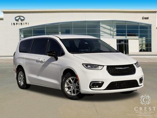2024 Chrysler Pacifica Touring-L