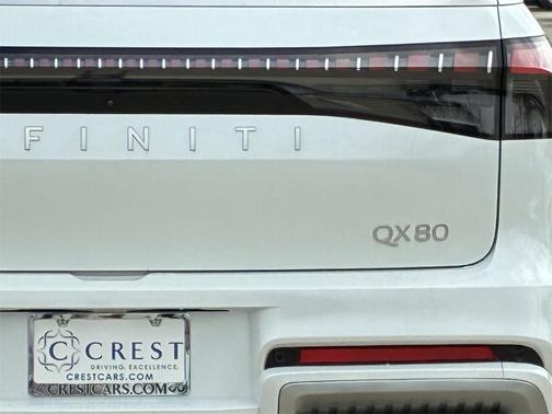 2025 INFINITI QX80 Luxe