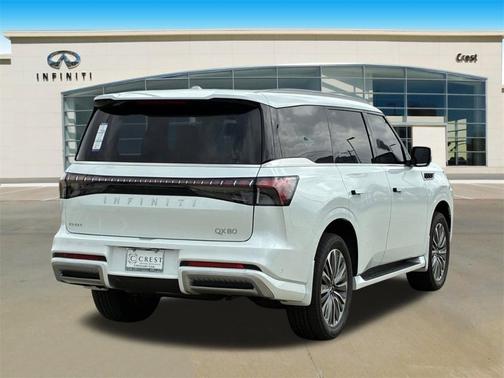 2025 INFINITI QX80 Luxe