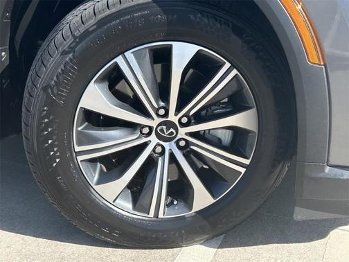 2025 INFINITI QX60 Pure