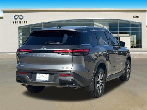 2025 INFINITI QX60 Pure