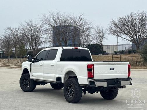 2023 Ford F-250 LARIAT