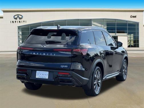 2025 INFINITI QX60 Luxe