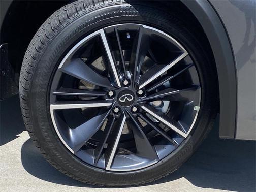 2025 INFINITI QX50 SPORT