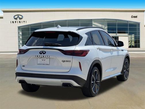 2023 INFINITI QX50 SPORT