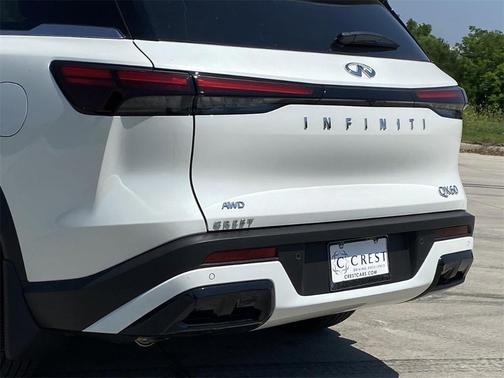 2025 INFINITI QX60 Luxe