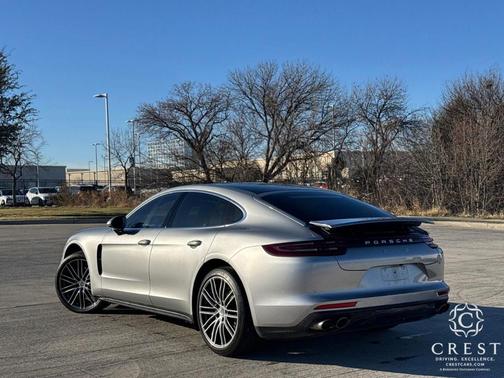 2017 Porsche Panamera 4S