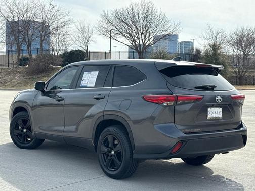 2023 Toyota Highlander 