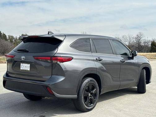 2023 Toyota Highlander 