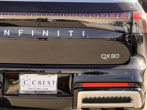 2026 INFINITI QX80 Luxe