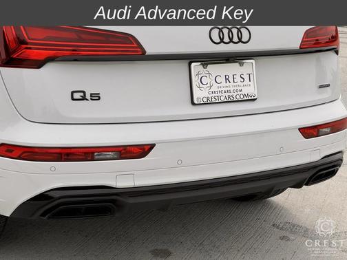 Glacier White Metallic 2024 Audi Q5 45 S line quattro Premium