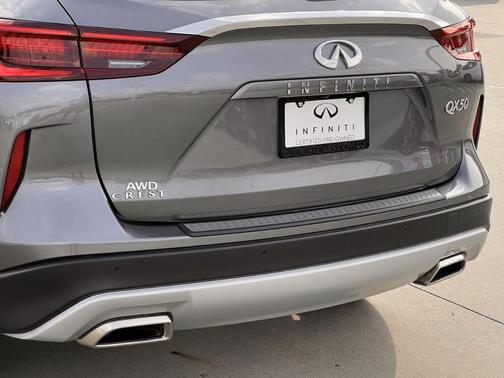 2025 INFINITI QX50 Luxe