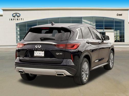2025 INFINITI QX50 Pure