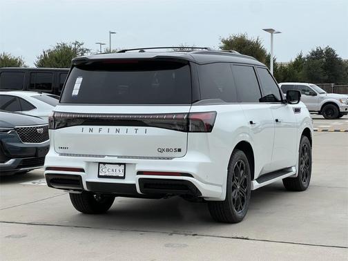 2026 INFINITI QX80 SPORT