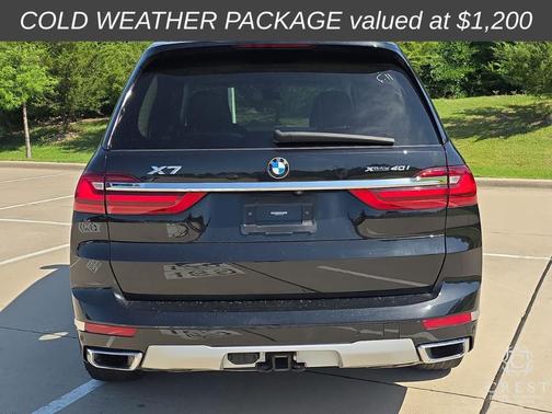 Black Sapphire Metallic 2020 BMW X7 xDrive40i