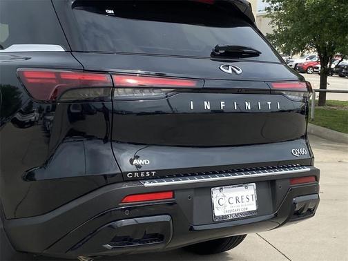 2025 INFINITI QX60 Pure