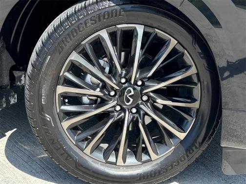 2025 INFINITI QX80 AUTOGRAPH