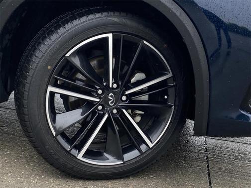 2023 INFINITI QX55 LUXE