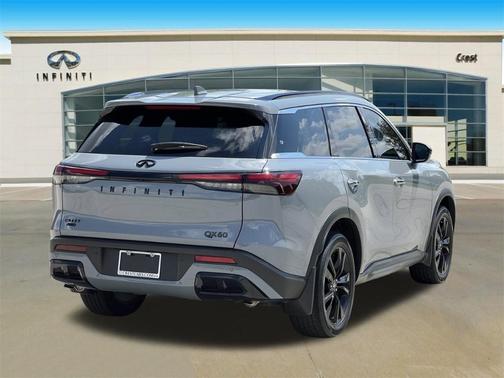 2025 INFINITI QX60 Luxe