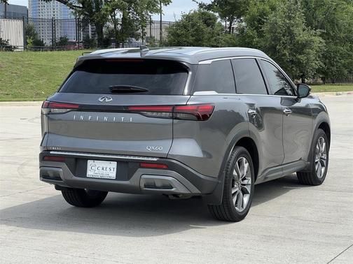 2022 INFINITI QX60 Luxe