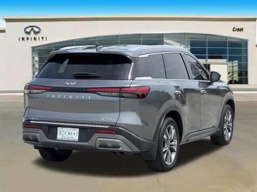 2022 INFINITI QX60 Luxe